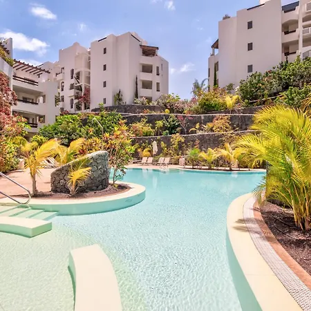 Colinas - Timanfaya 03 Vista Reserva Natural Y Jardin