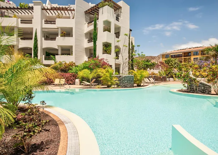 Colinas - Timanfaya 03 Vista Reserva Natural Y Jardin *